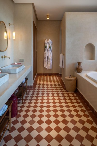 Pose Zelige salle de bain, Marrakech